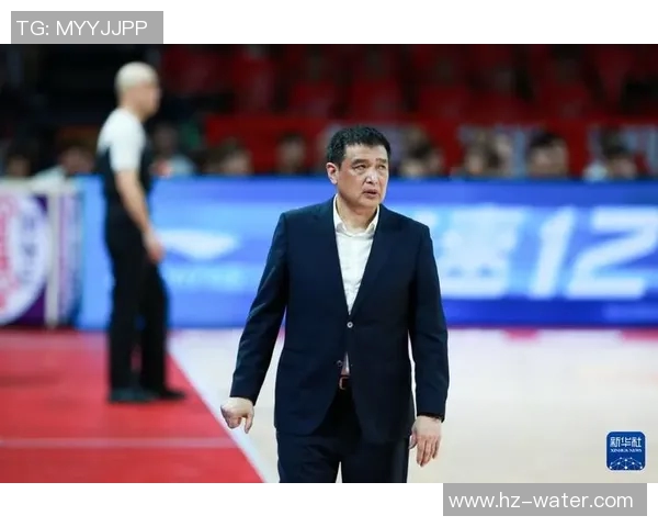 深圳马可波罗队主教练荣膺CBA最佳教练称号